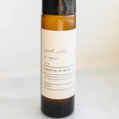 Timeless Beauty in a Bottle 💧: Restore Your Skin with Castor Oil & Frankincense – The Ultimate Anti-Aging Rollerball 🌿!